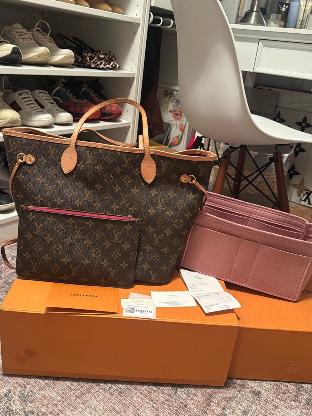 Louis Vuitton Monogram Canvas Tote with Pink Insert size MM never full